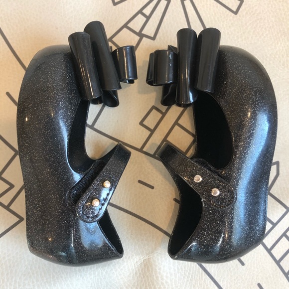 Black bow Mini Melissas - Picture 4 of 5